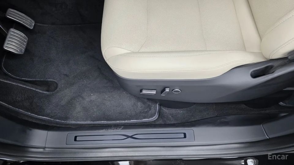 Tesla model-x