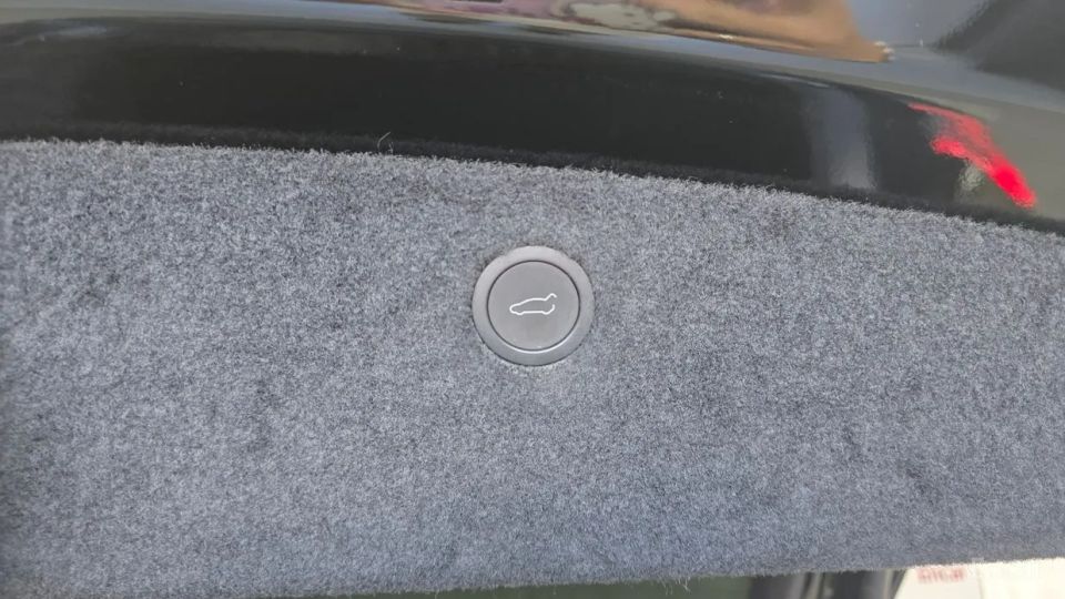 Tesla model-x