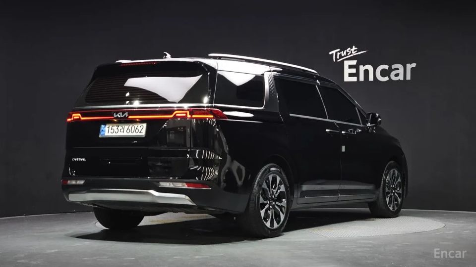 Kia Canival