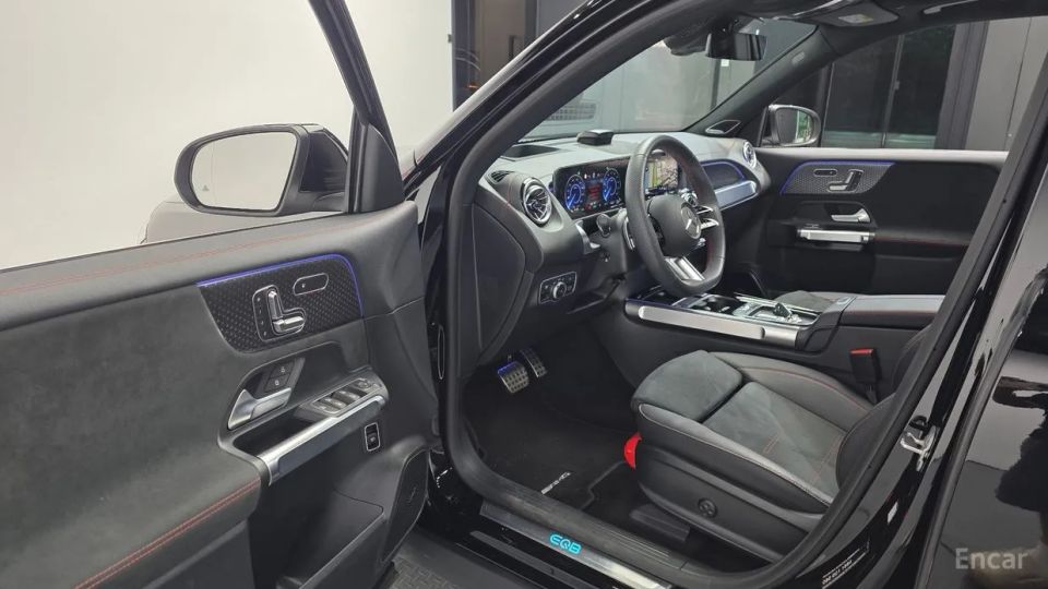 Mercedes-Benz EQB