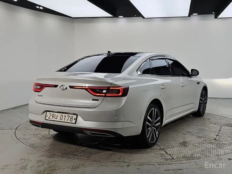 Renault-KoreaSamsung SM6
