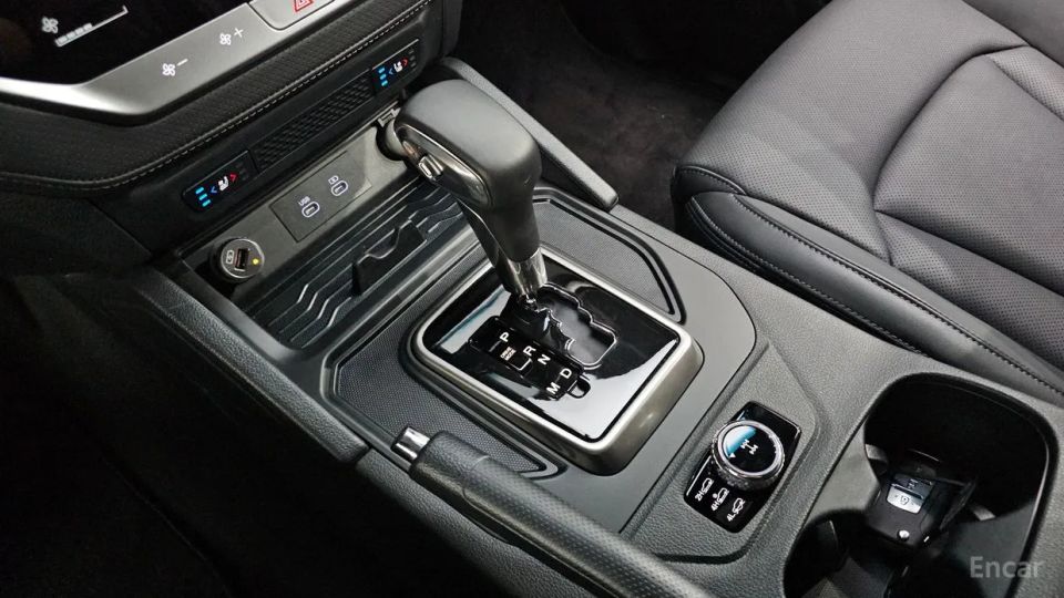 KG_Mobility_Ssangyong Rexton