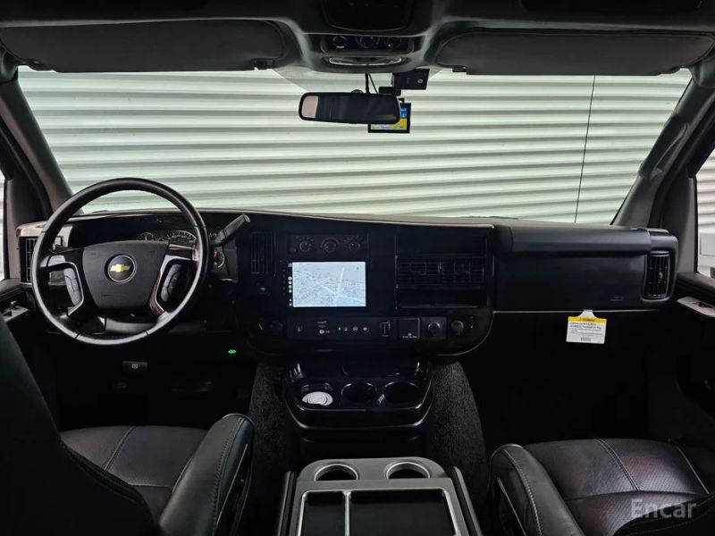 Chevrolet Express Van