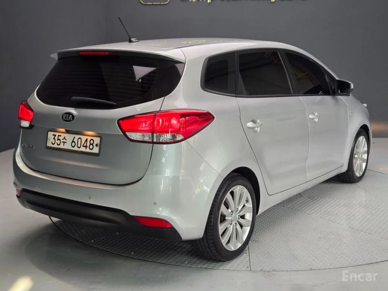Kia Carens