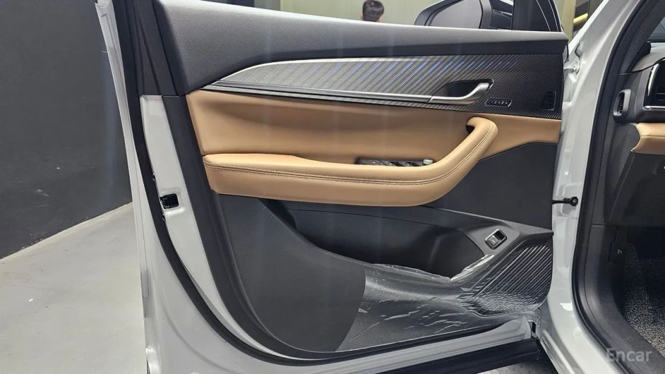 Renault-KoreaSamsung Grand Koleos