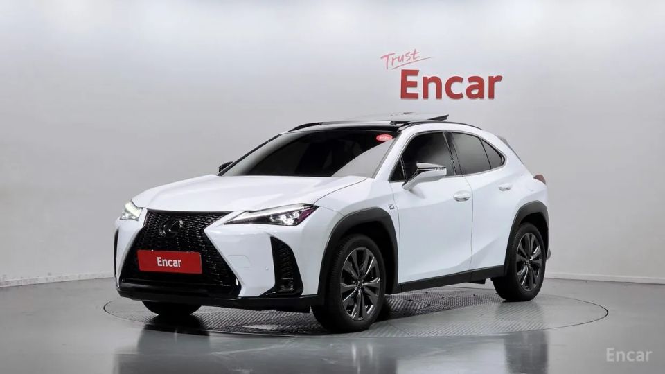 Lexus UX