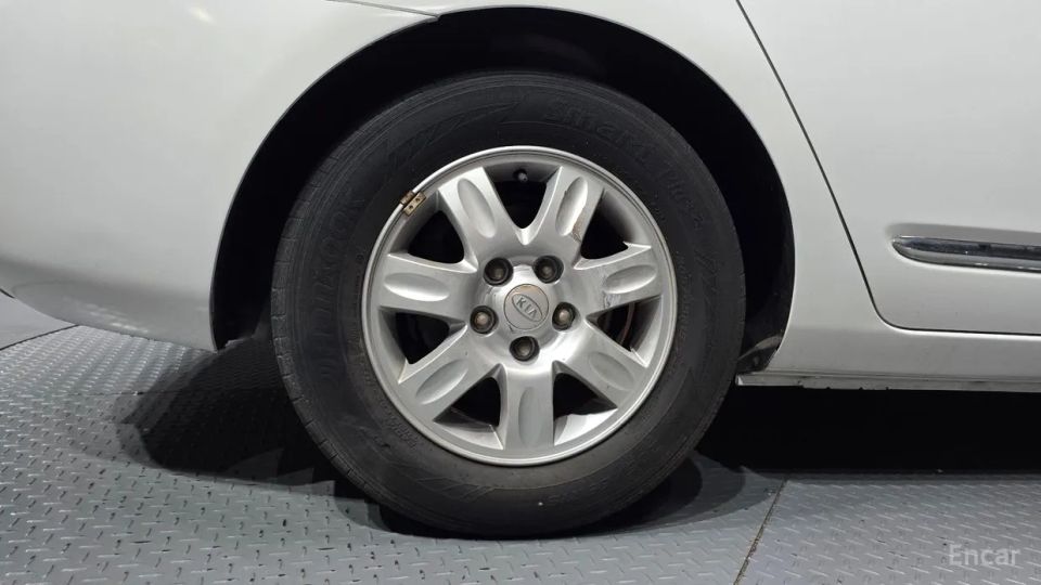 Kia Carens