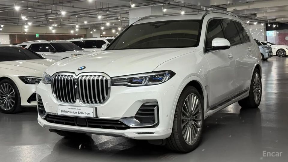 BMW X7