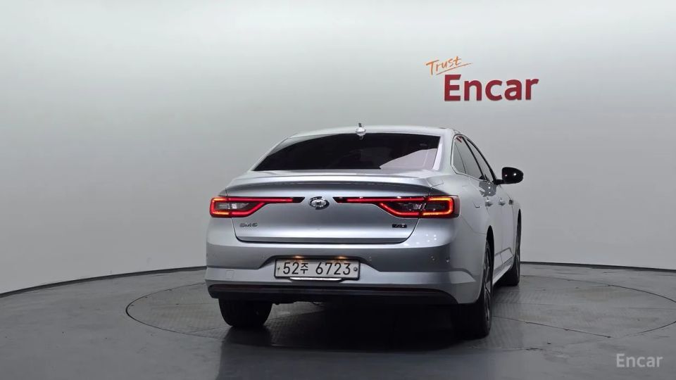 Renault-KoreaSamsung SM6