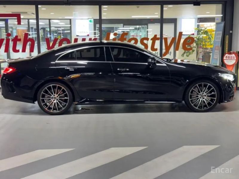 Mercedes-Benz CLS-Class