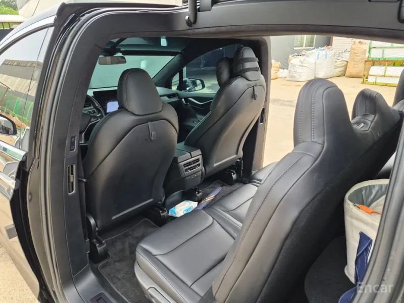 Tesla model-x