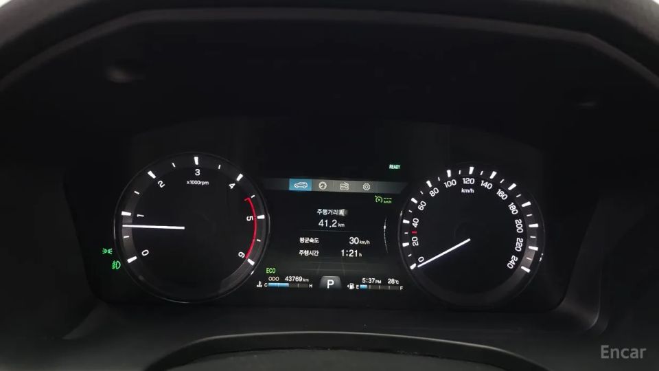 KG_Mobility_Ssangyong Rexton