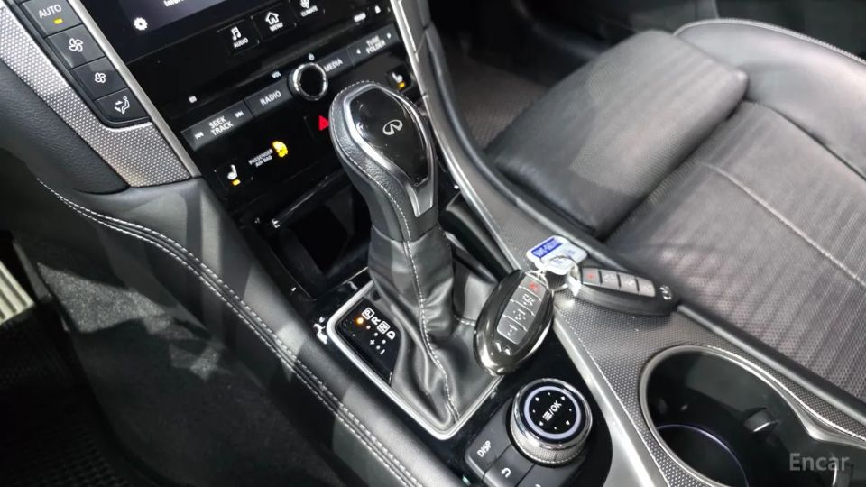 Infiniti Q50