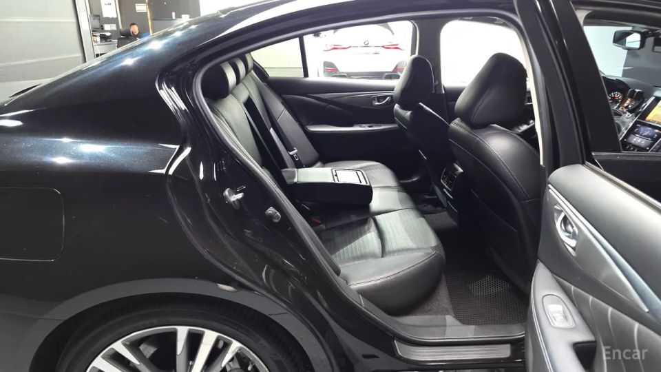 Infiniti Q50