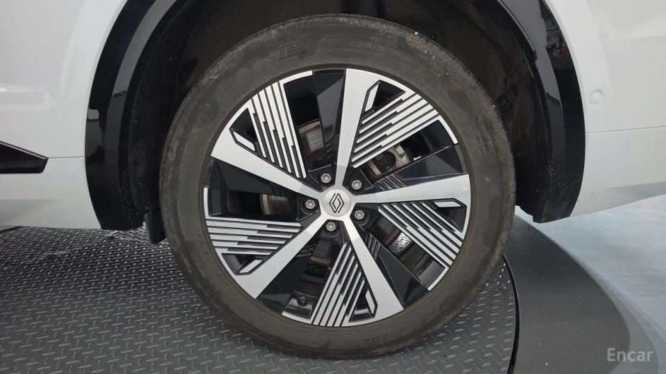 Renault-KoreaSamsung Grand Koleos