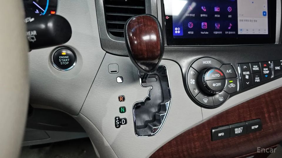 Toyota Sienna
