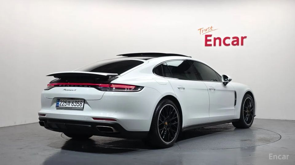Porsche Panamera