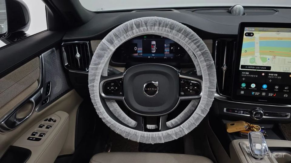 Volvo S90