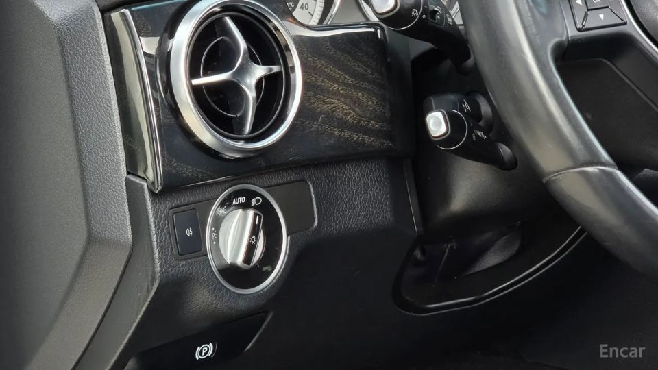 Mercedes-Benz GLK-Class