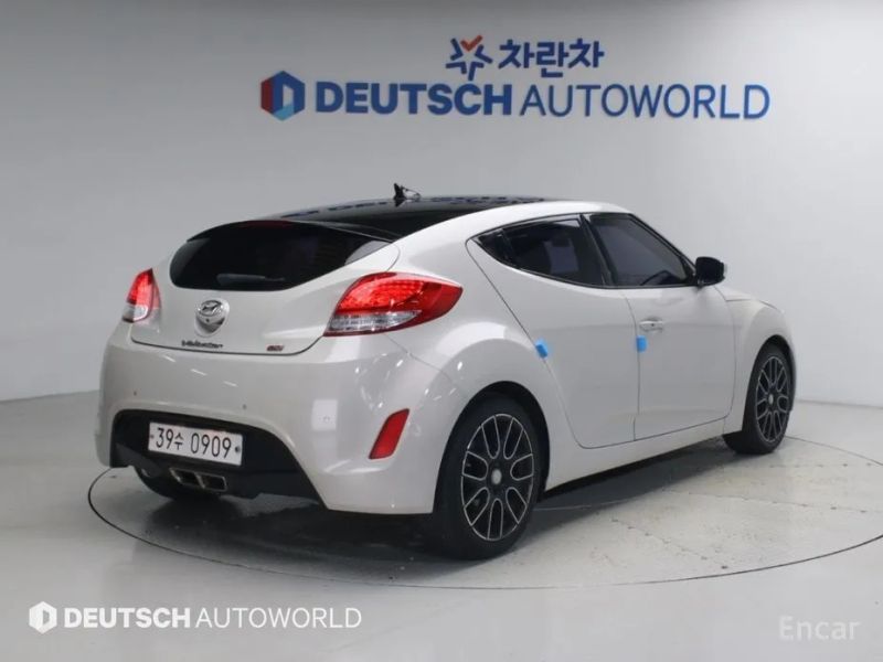 Hyundai Veloster