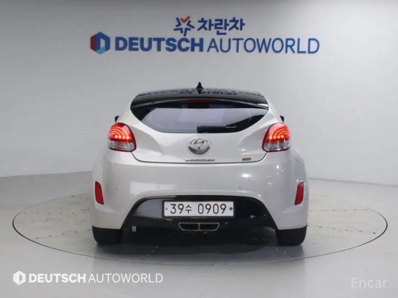 Hyundai Veloster