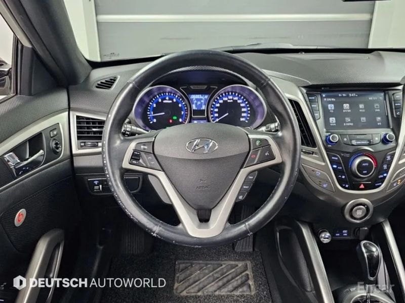 Hyundai Veloster