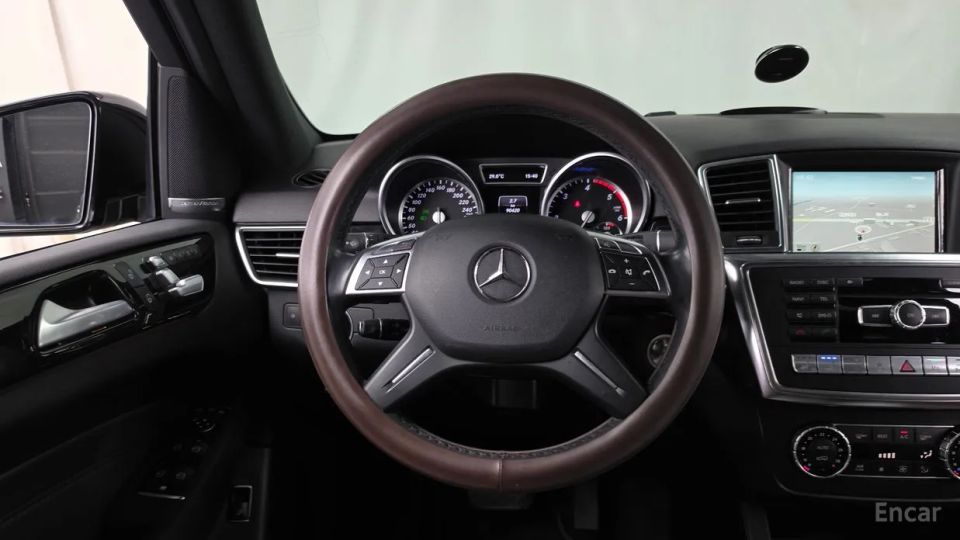 Mercedes-Benz M-class