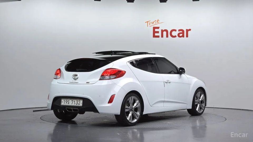 Hyundai Veloster