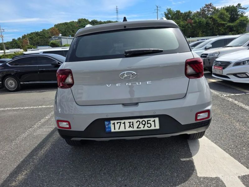 Hyundai Venue