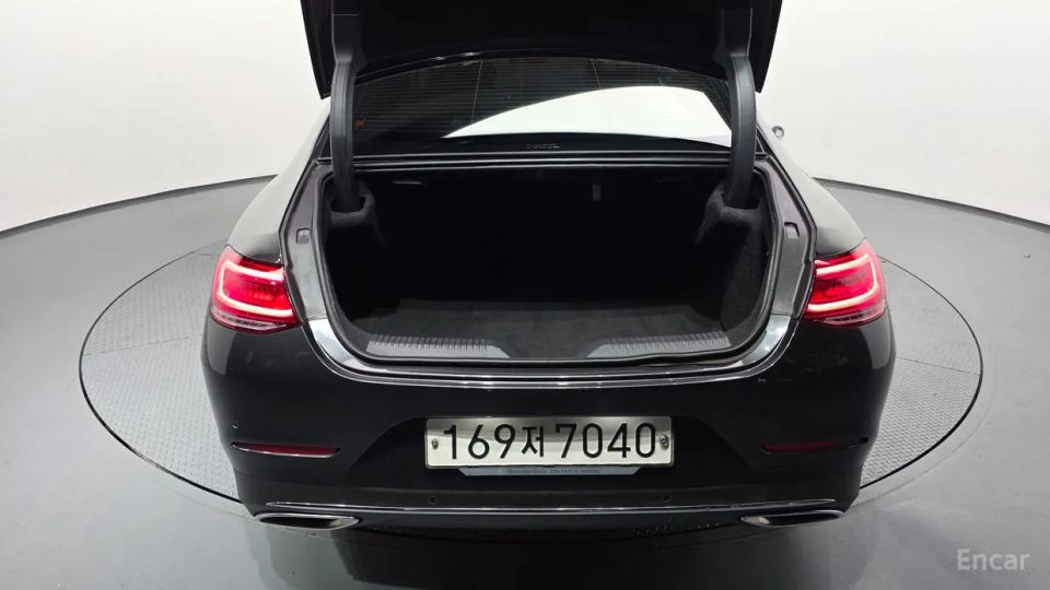 Mercedes-Benz CLS-Class