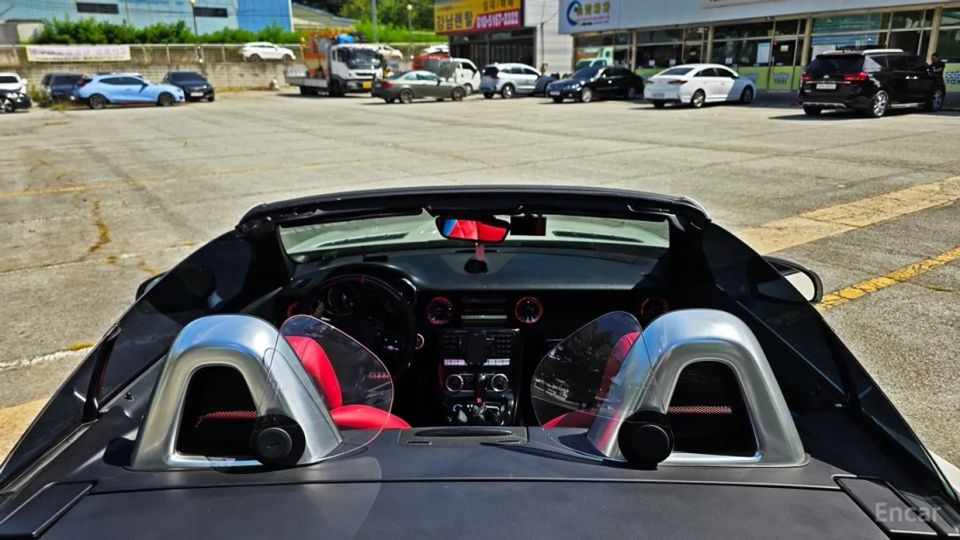 Mercedes-Benz SLK-Class