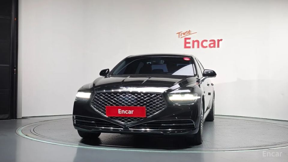 Genesis G90
