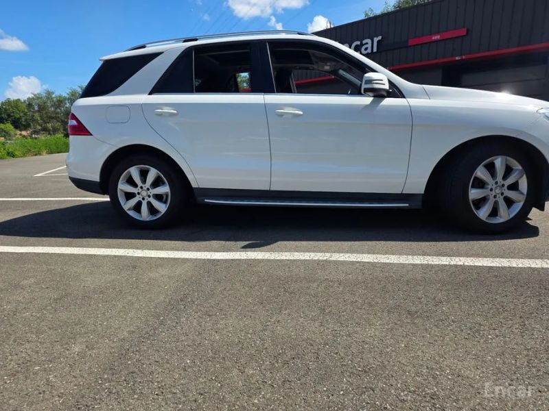 Mercedes-Benz M-class