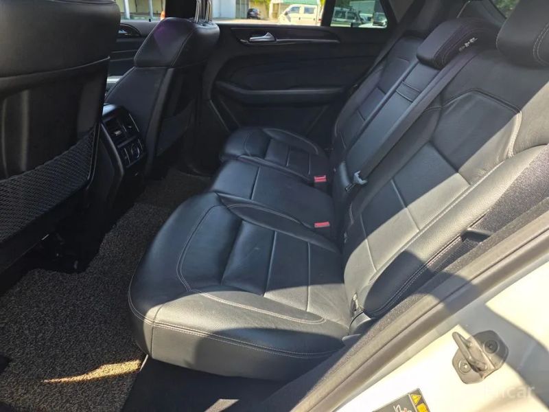 Mercedes-Benz M-class