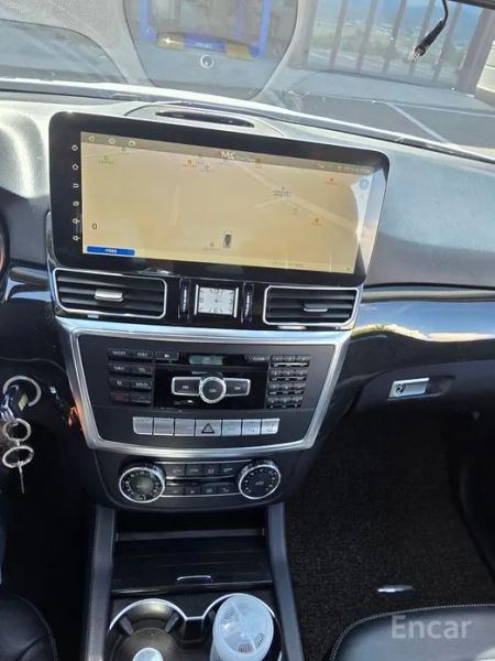 Mercedes-Benz M-class