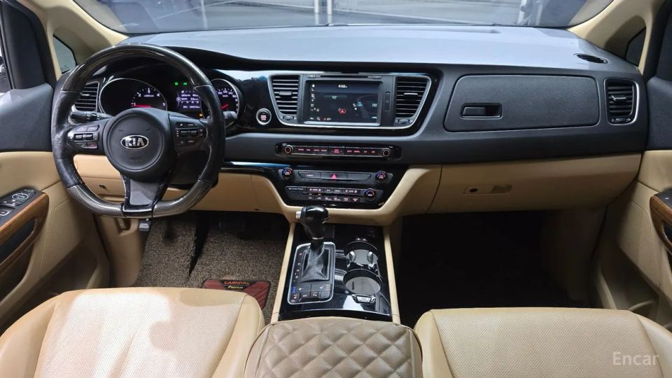 Kia Canival