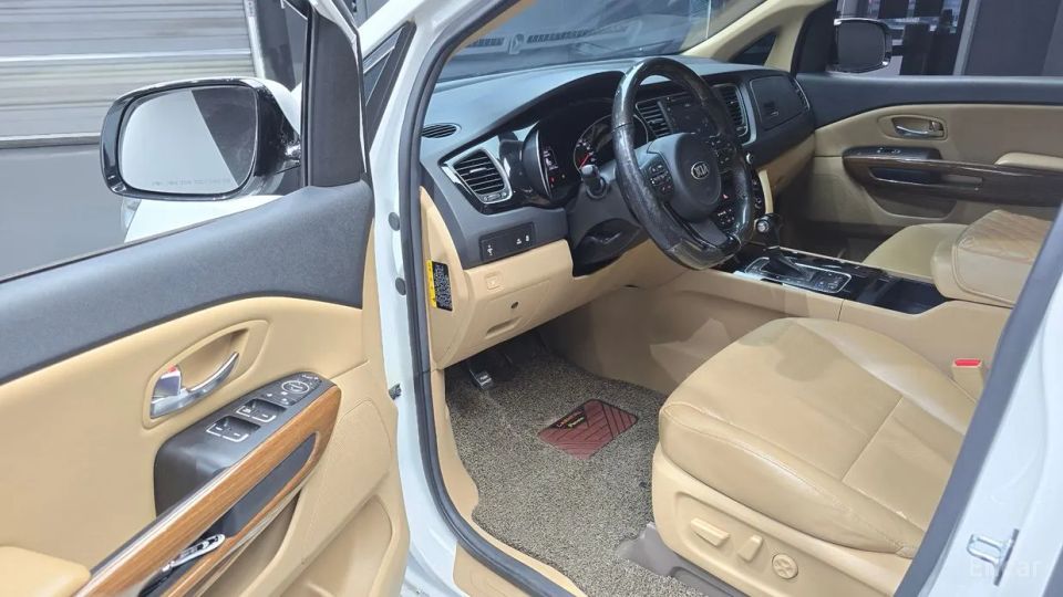 Kia Canival