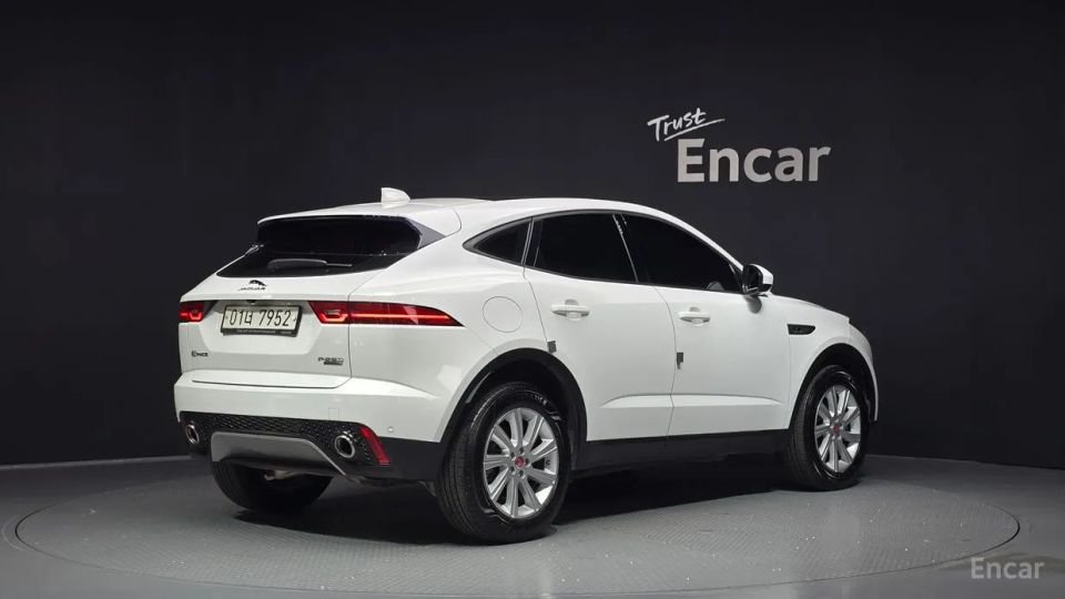 Jaguar E-PACE