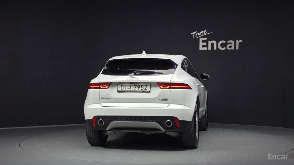 Jaguar E-PACE