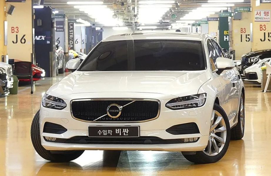 Volvo S90