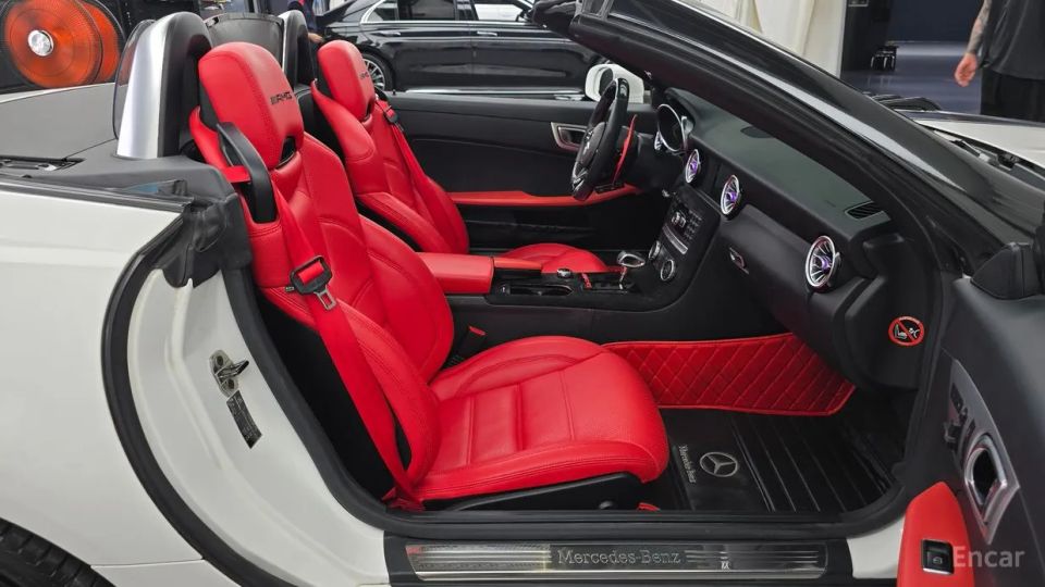 Mercedes-Benz SLK-Class