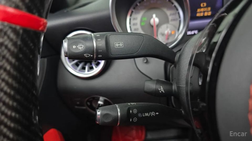 Mercedes-Benz SLK-Class
