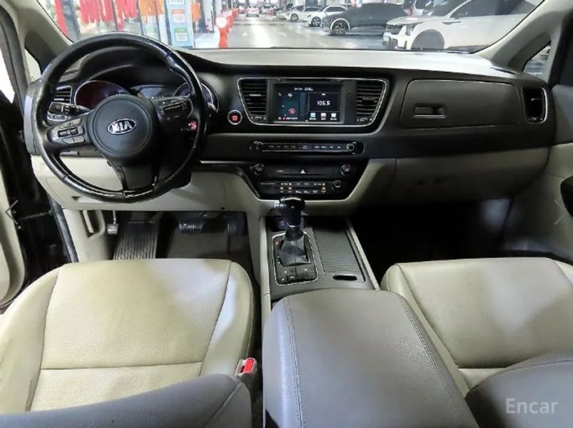 Kia Canival