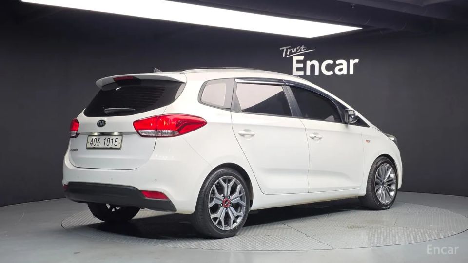 Kia Carens