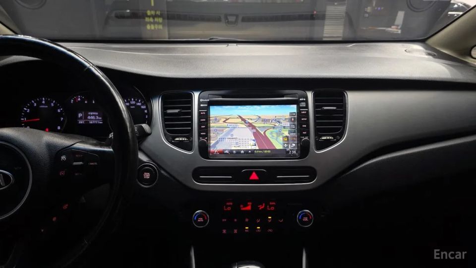 Kia Carens