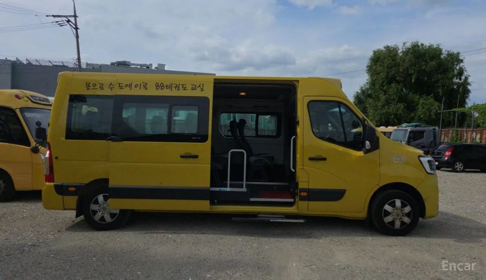 Renault-KoreaSamsung Master