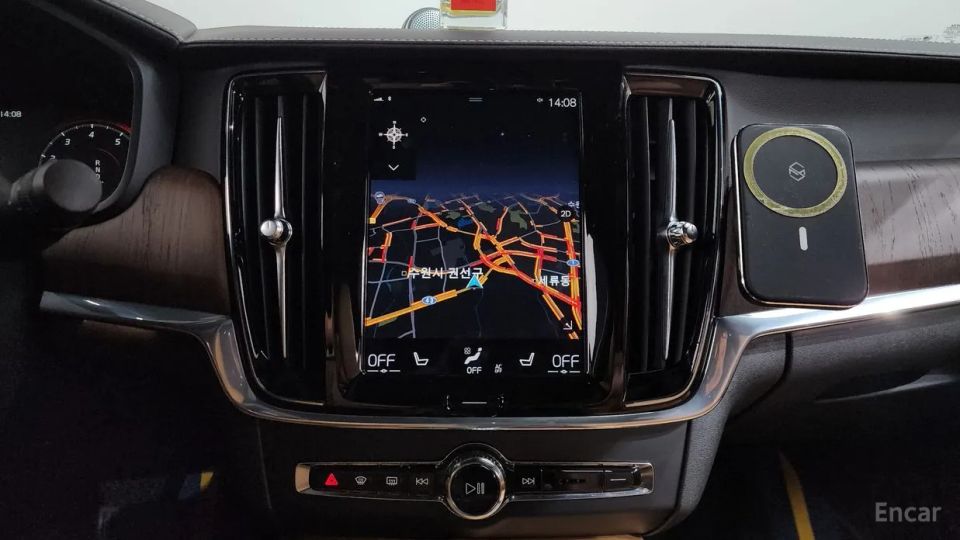 Volvo S90