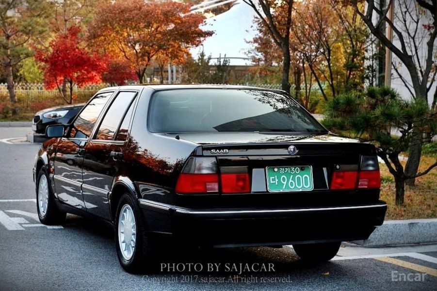 Saab 9000