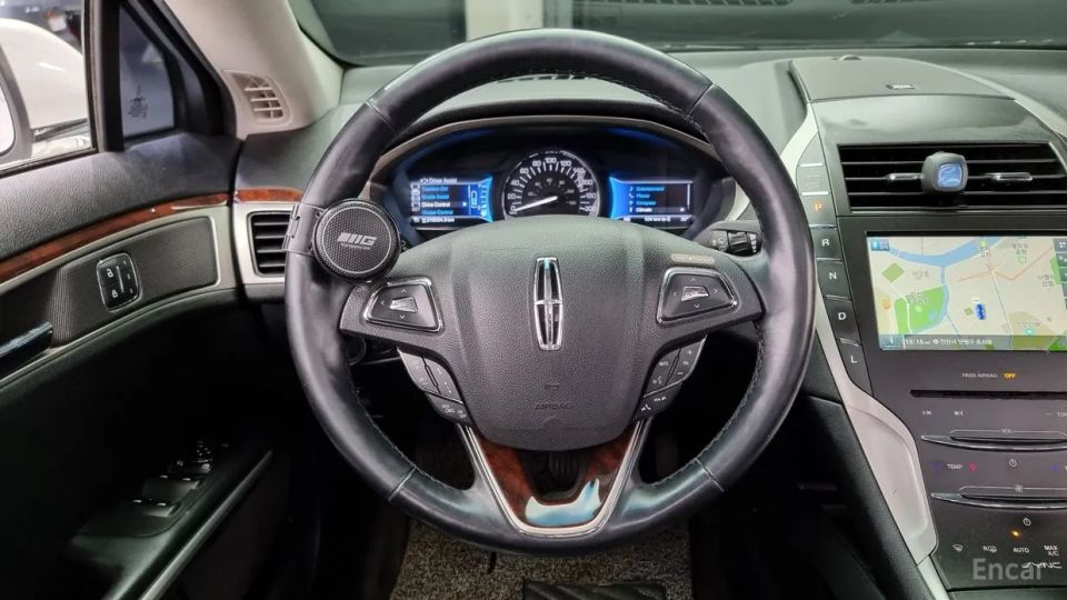 Lincoln MKZ