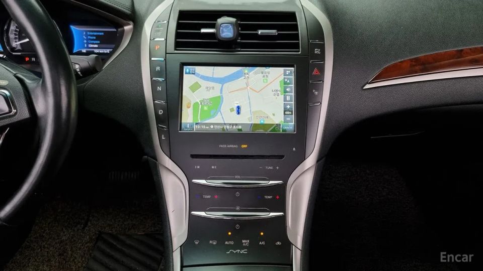 Lincoln MKZ